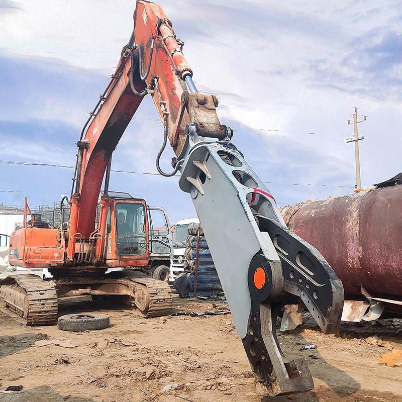 Excavator Accessories - Hydraulic Scissors